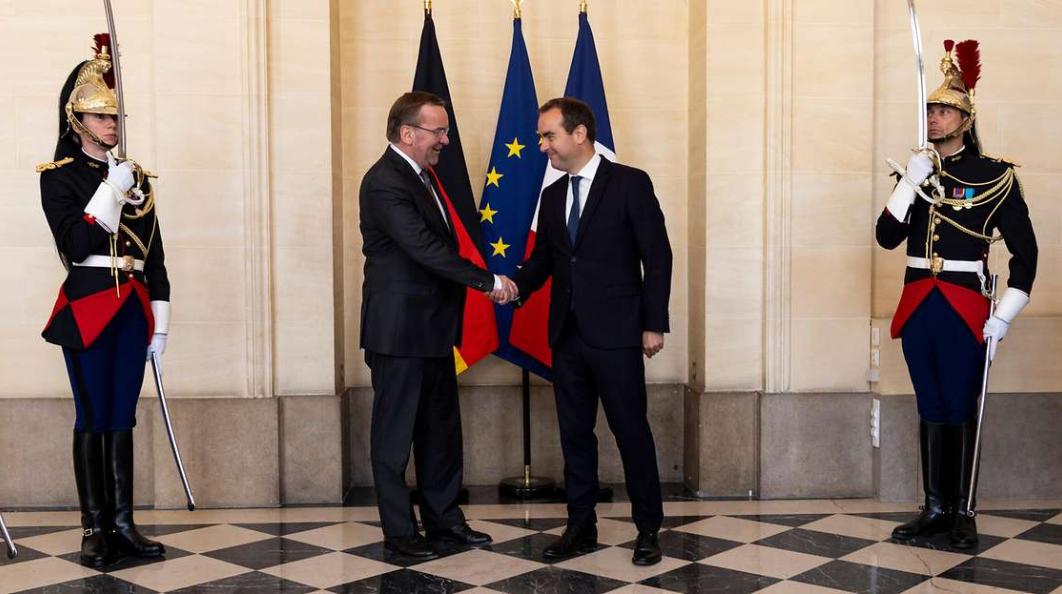 Verteidigungsminister Boris Pistorius und sein französischer Amtskollege Sébastien Lecornu haben eine entsprechende Erklärung unterzeichnet. Copyright: BMVg